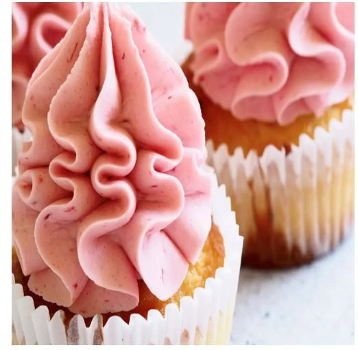 White fluted fairy cake cases, 44mm base, 30,600 per box for Irish bakeries